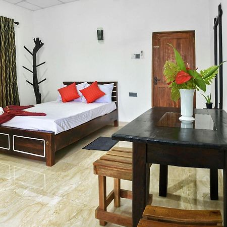 Antharaa Villa Anuradhapura Esterno foto